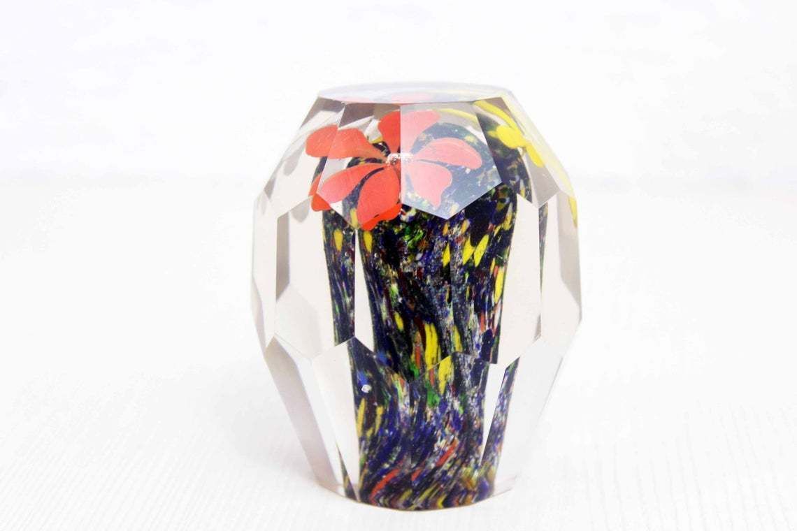 Nice Glass Sulphide Paperweight photo furniture
