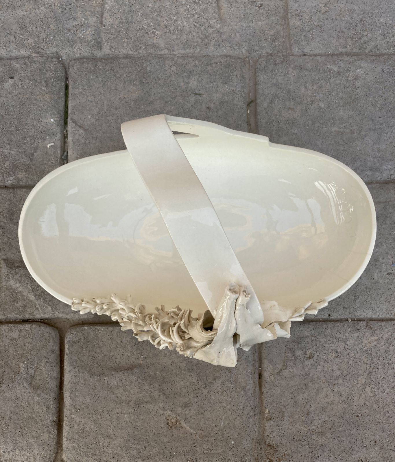Antique French Porcelain Basket With Floral Decoration By Hb & Cie Choisy Le Roi photo vintage