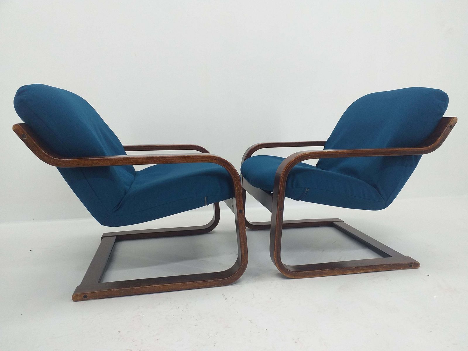 Pair Of Mid Century Lounge Armchairs Westnofa, Norway, 1970s photo vinterior