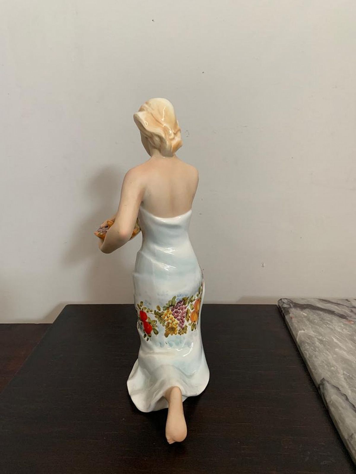Ceramic Sculpture Of A Woman Carrying A Basket Of Fruit By Favaro Cecchetto, 50s photo buy