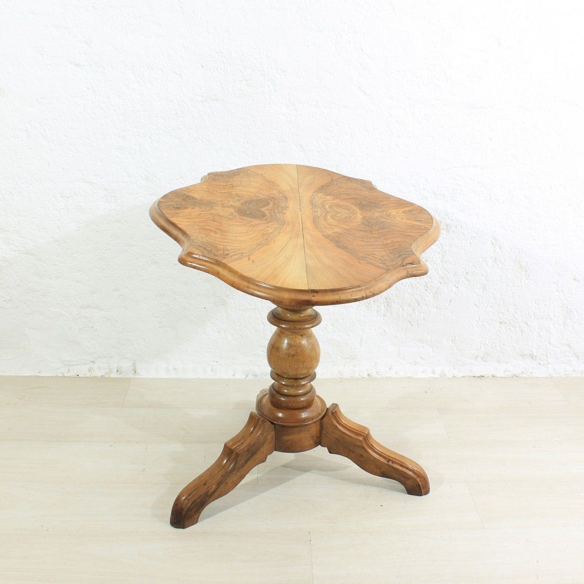 Antique Small Side / Dining Table photo Furniture
