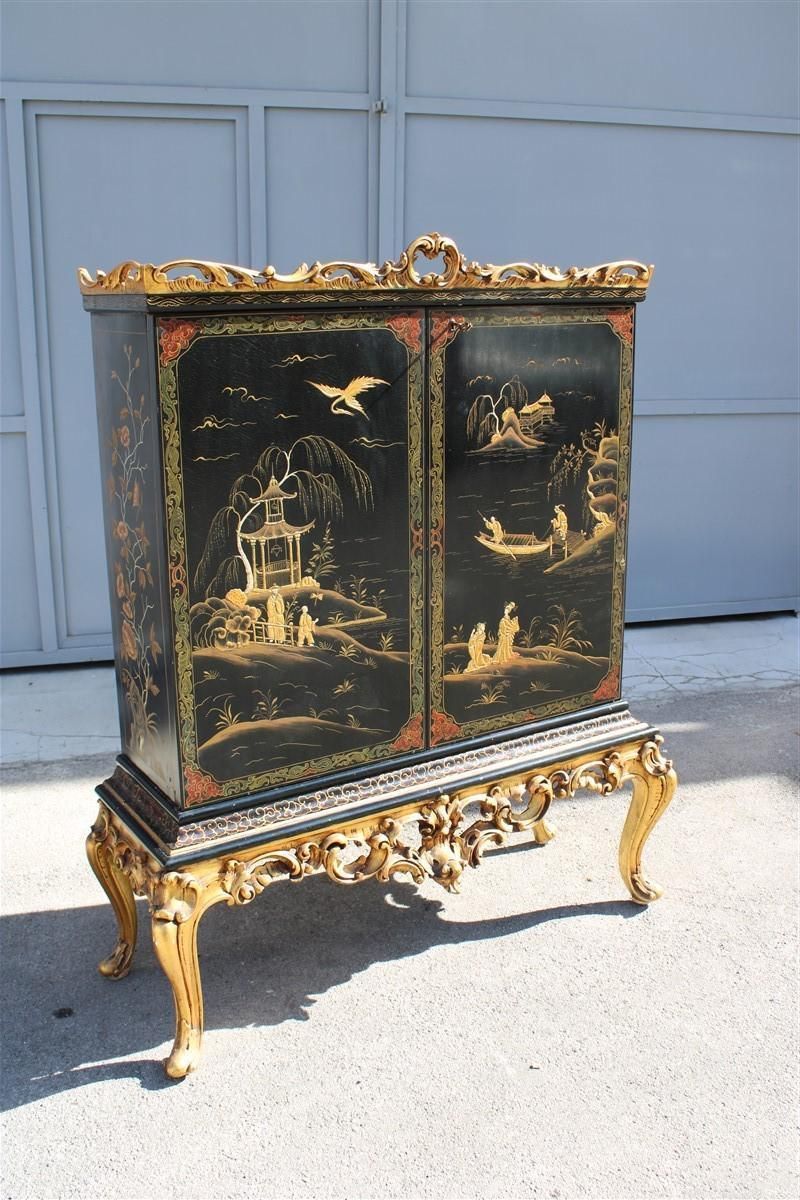 Midcentury Italian Orientalist Wood Bar Cabinet In Gold And Black Lacquer, 1950 photo furniture