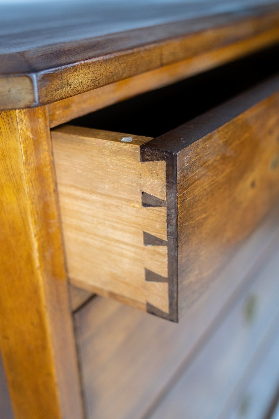 Chest Of Drawers Of Polished Mahogany, In Nice Used Condition From The 1860s. photo vintage