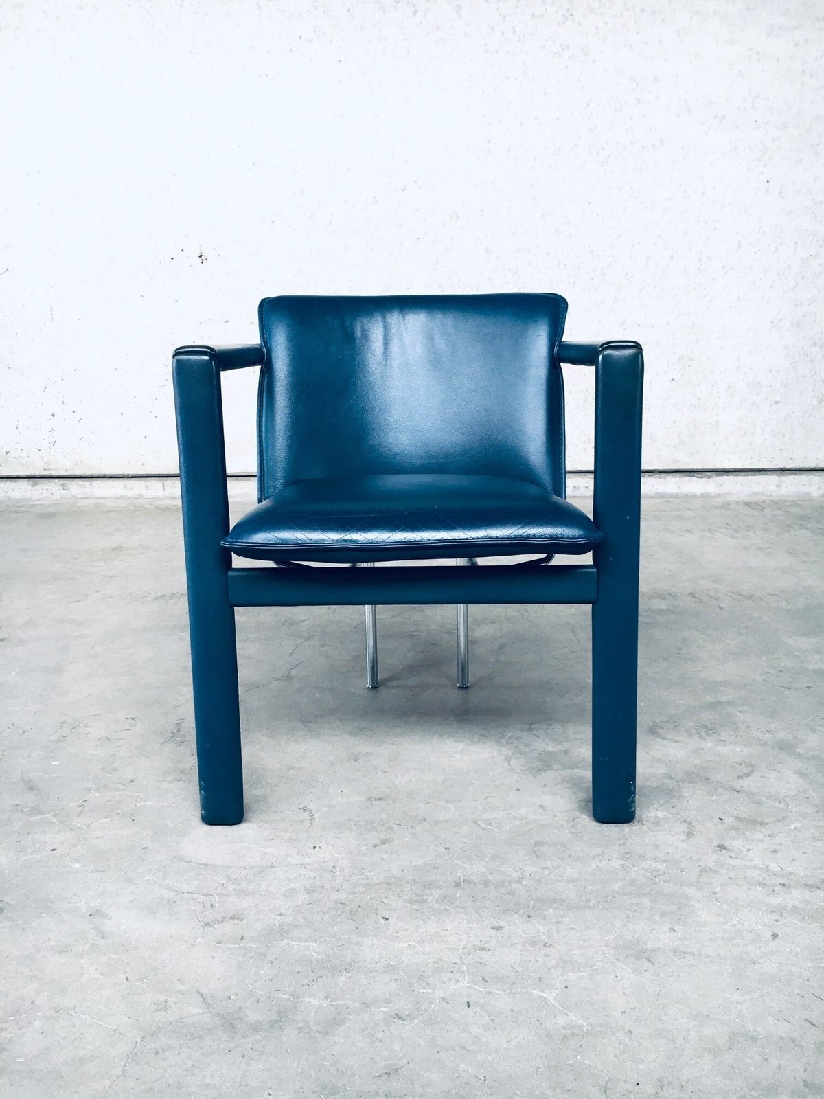 photo buy Cachucha Lederen Eetkamerstoelen, Ontwerp Hugo De Ruiter Voor Leolux, Jaren 1990