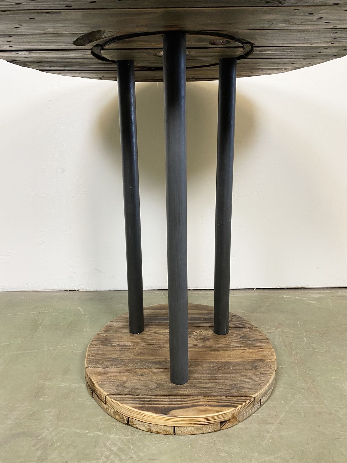 Furniture Vintage Industrial Circle Coffee Table, 1960s photo