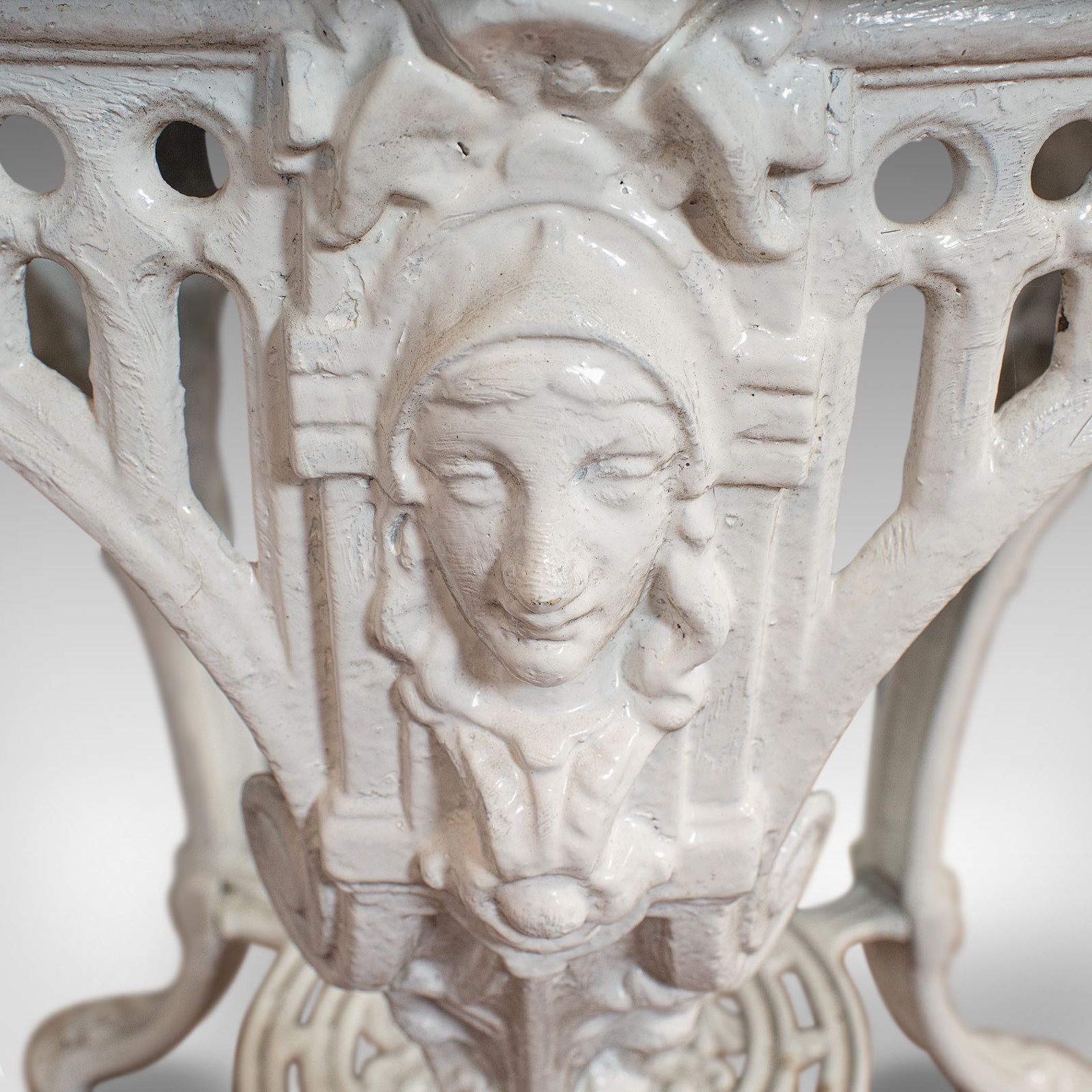 Antique Britannia Table, English, Cast Iron, Cedar, Garden, Outdoor, Victorian photo 745.0
