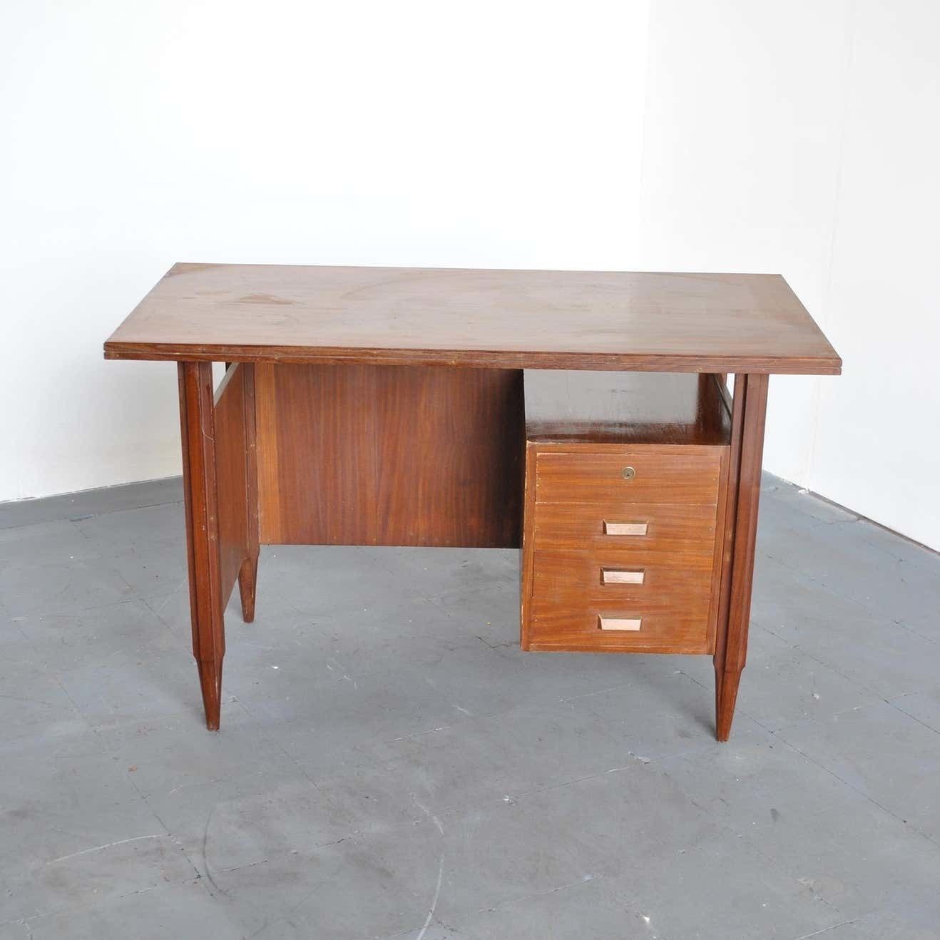 Italian Wooden Desk From The 60s photo vinterior