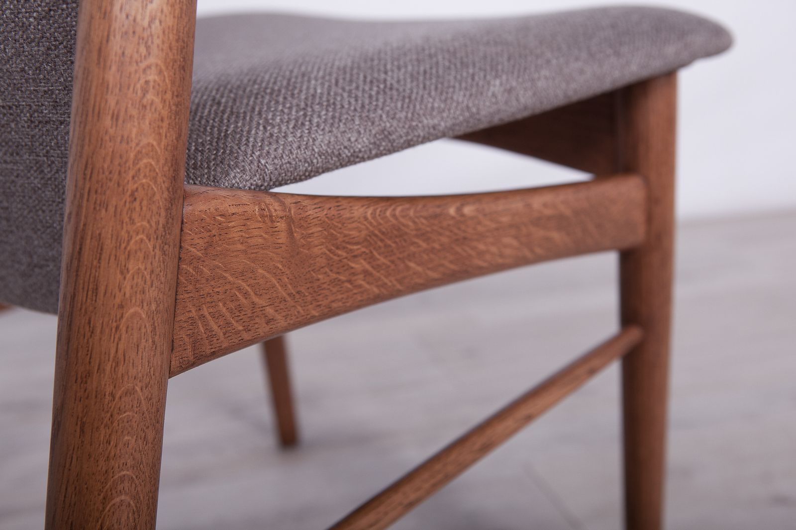 photo furniture Dining Chairs By Hans Olsen, 1960s, Set Of 4