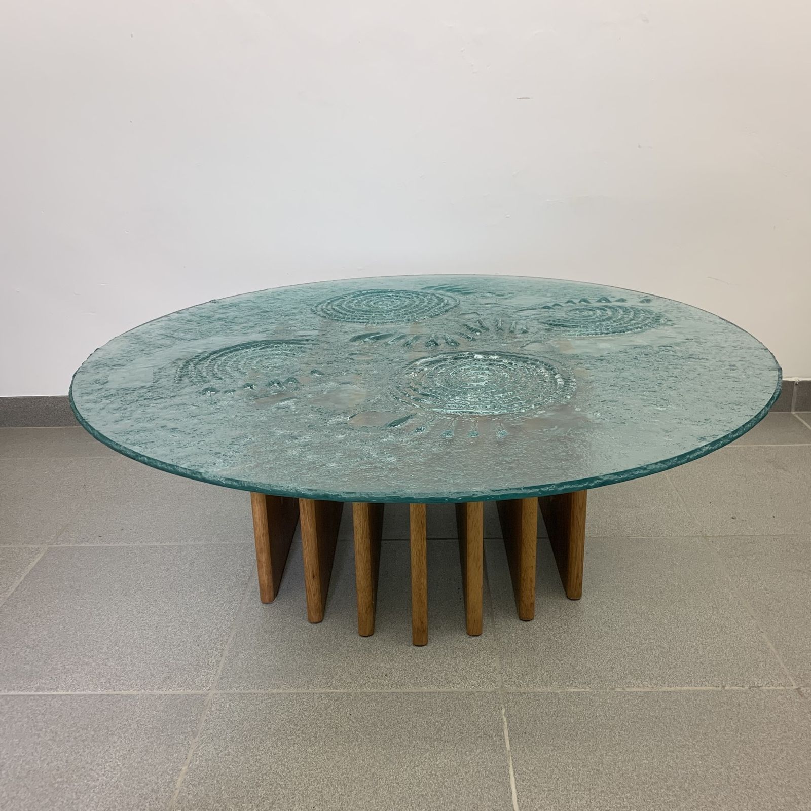 Mid Century Glazen Salontafel, Jaren 1970 photo furniture