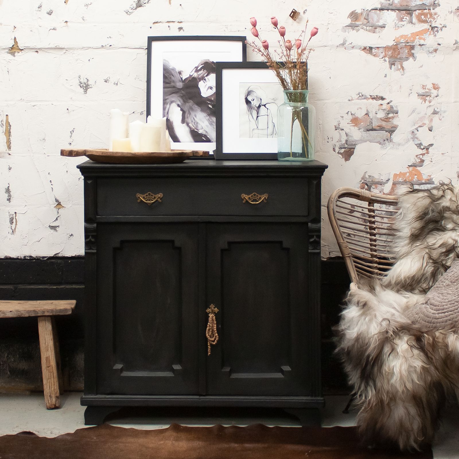 Vintage Black Wooden Cupboard photo 750.0