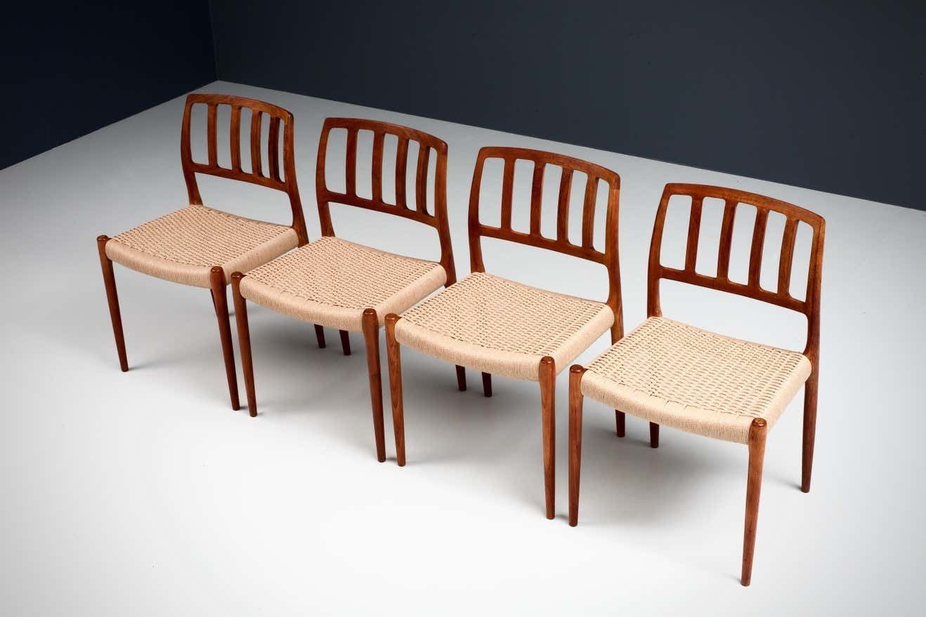 Set Van 4 Opnieuw Beklede Eetkamerstoelen Van Niels Otto Møller photo for sale
