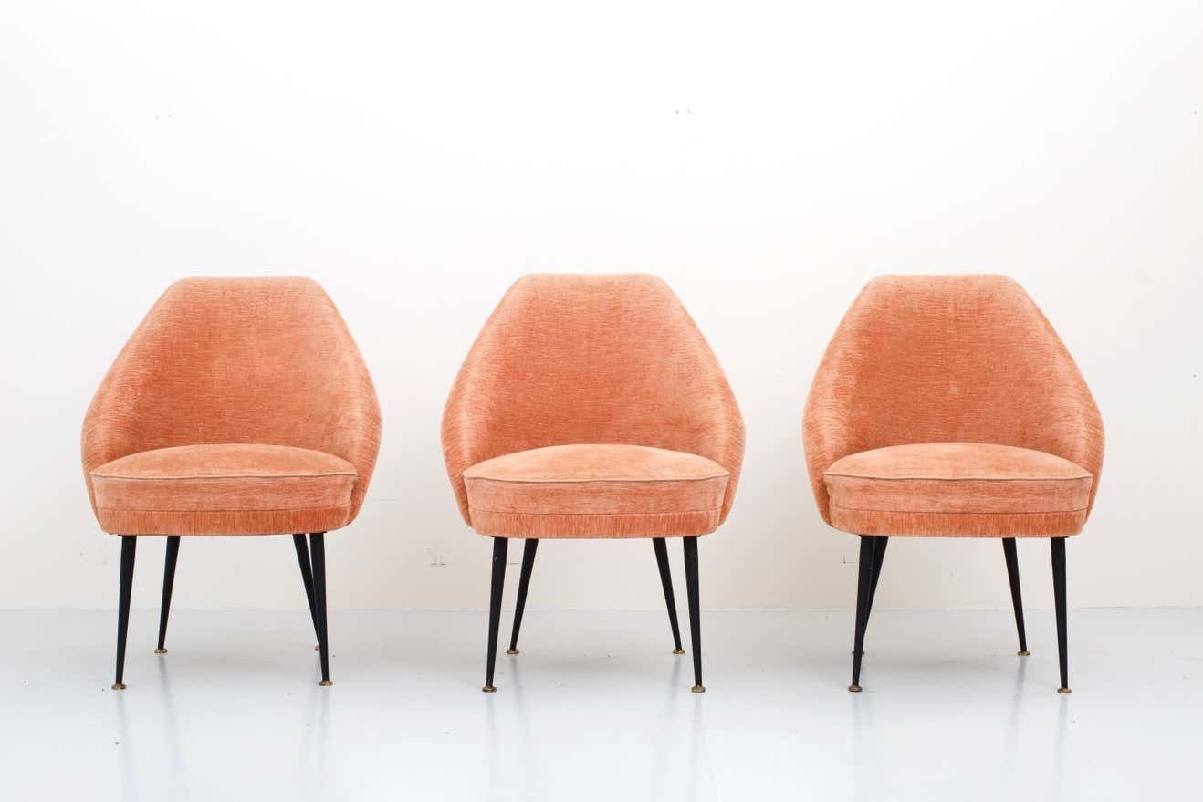 Set Of Three Lounge Chairs In Pink Velvet By Carlo Pagano For Arflex photo furniture