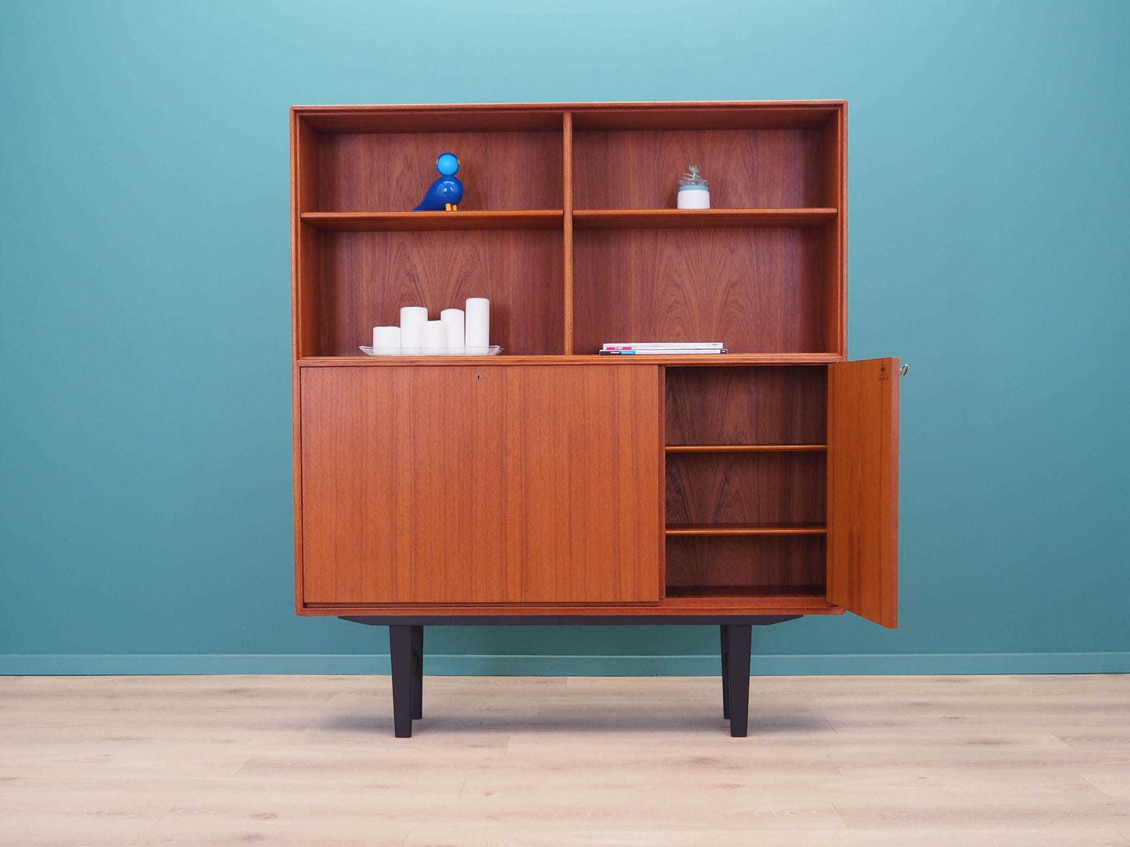 Teakhouten Boekenkast, Scandinavisch Design, Ca. Jaren 1960, Ontwerper: Bertil Fridhagen, Productie: Bodafors photo Meubels