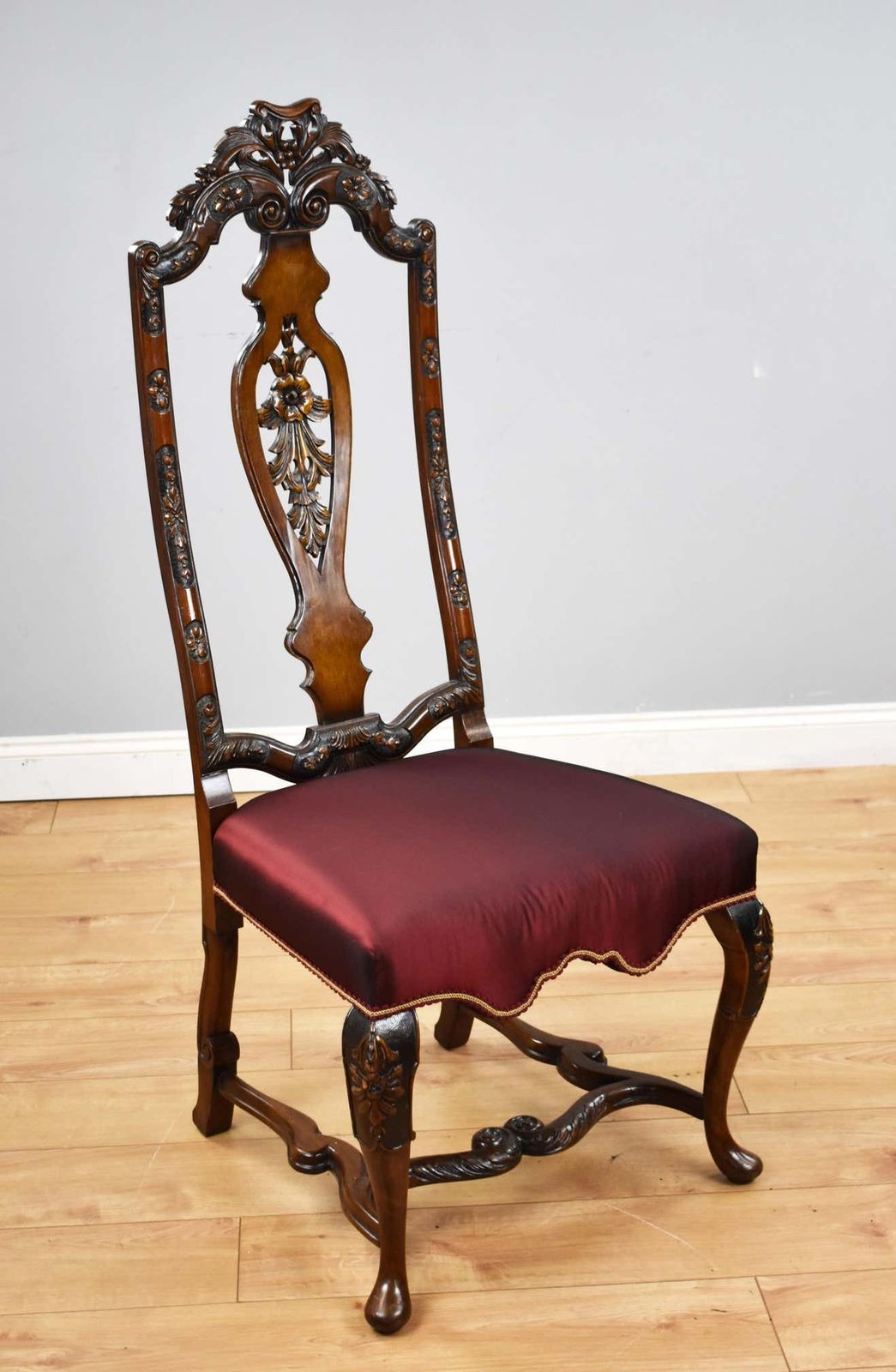 Set Of 14 20th Century English Antique Queen Anne Style Dining Chairs photo vintage