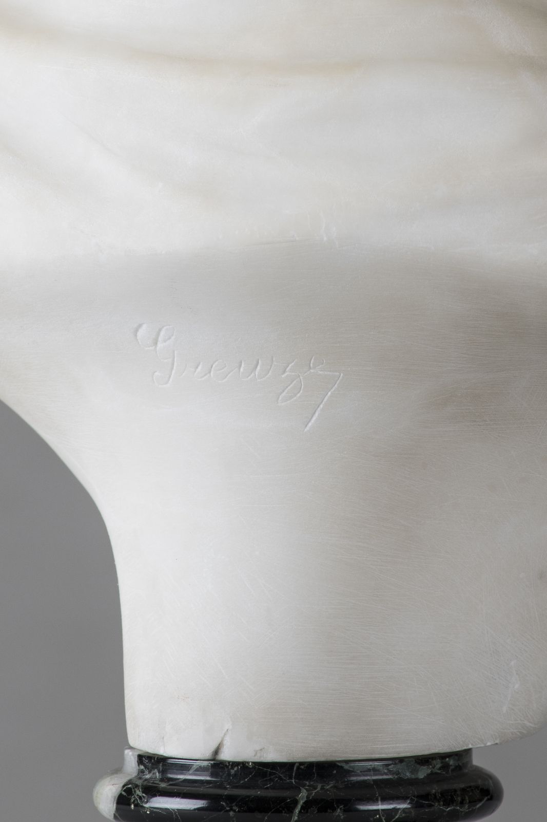 French Alabaster Sculpture photo vinterior