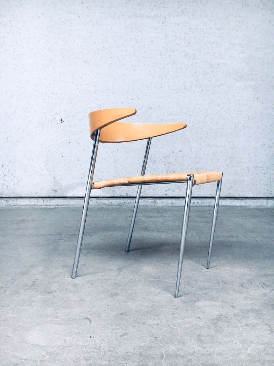 Postmodern Design Stoel Van Pierantonio Bonacina, Italië Jaren 1990 photo for sale