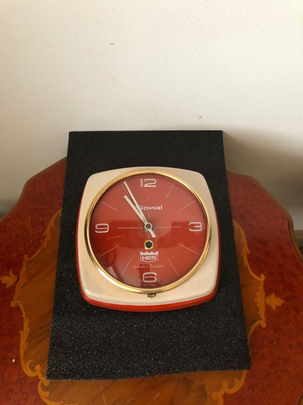 Home Decor Indian Hes Wall Clock In Heavy Metal Case photo