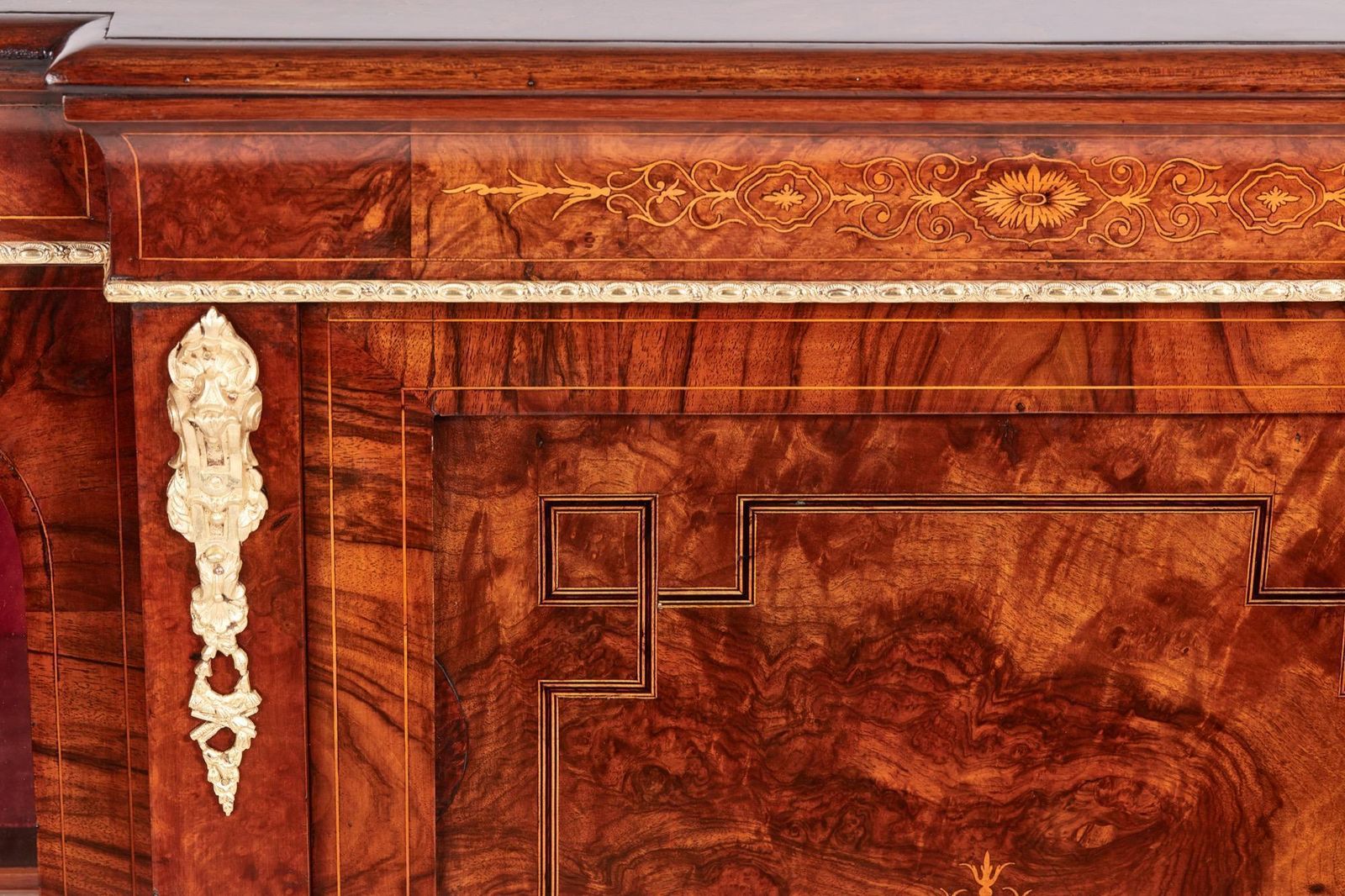 Fine Quality 19th Century Victorian Burr Walnut Inlaid Credenza/Sideboard photo for sale