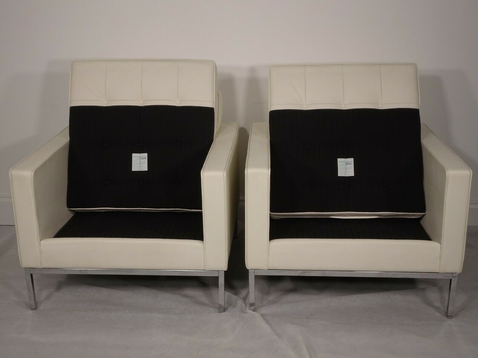 Stunning Pair Of Genuine Florence Knoll 1954 Lounge Chair In Luxurious Leather photo buy