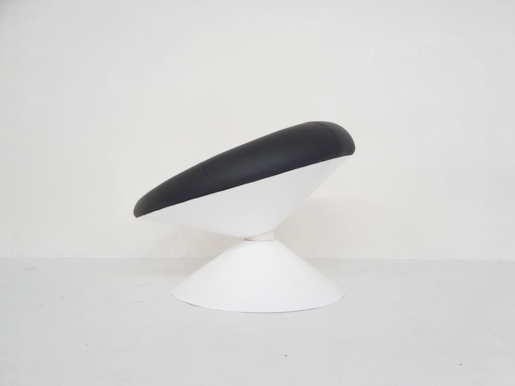 Ben Swildens Voor Stabin Bennis "Diabolo" Lounge Chair, Dutch Design, Ca. Jaren 1960 photo for sale