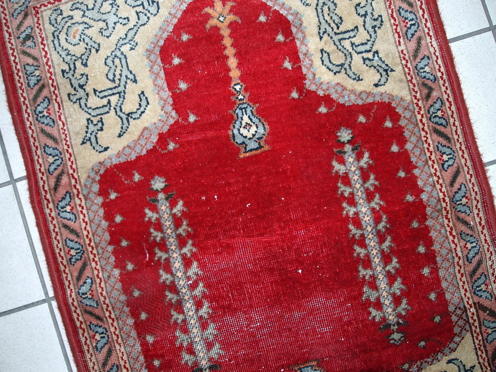 photo furniture Vintage Handmade Turkish Konya Rug, 1920s