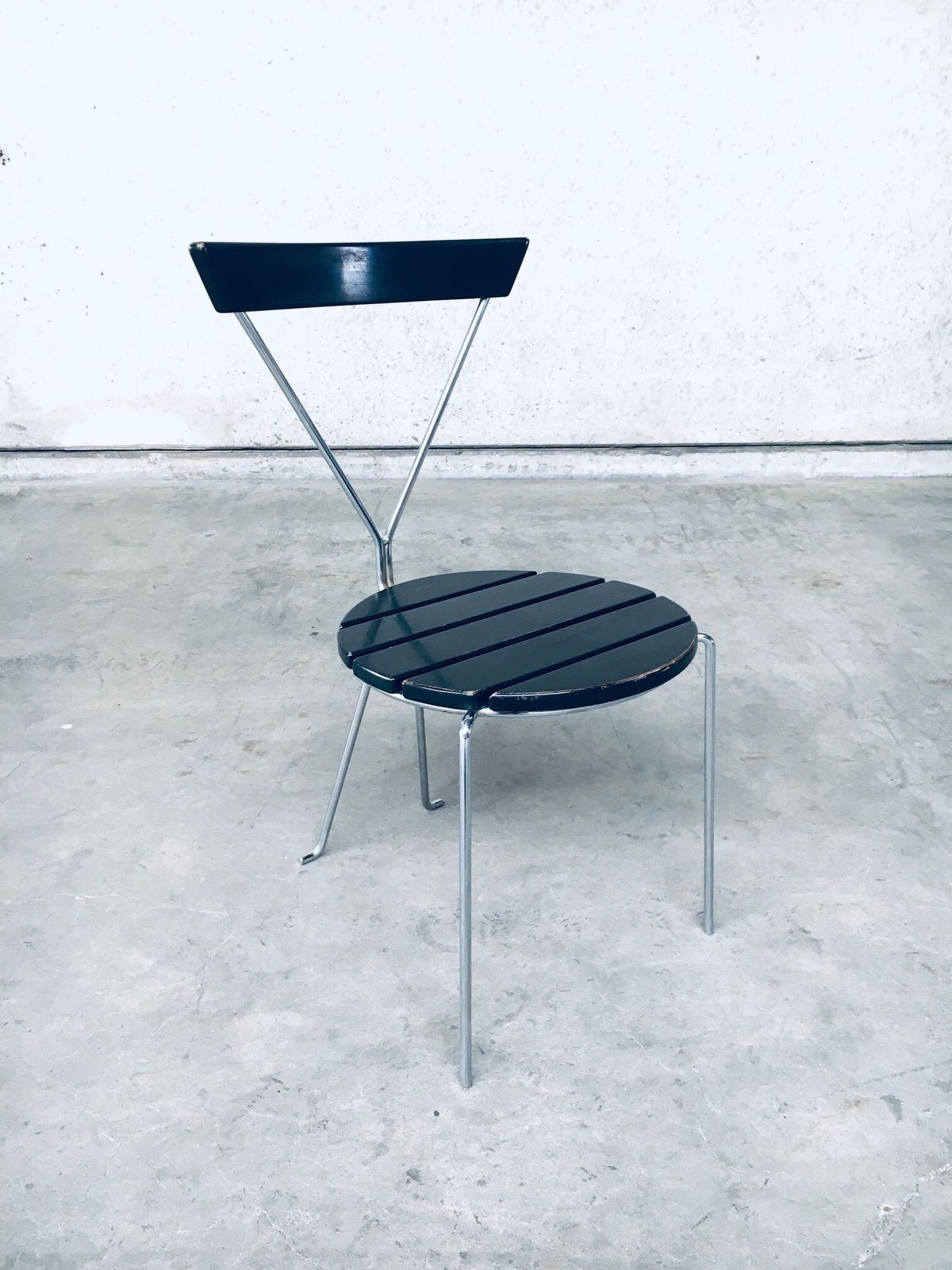 Mid Century Modern Stoel Met Slank Ontwerp, Italië Jaren 1970
