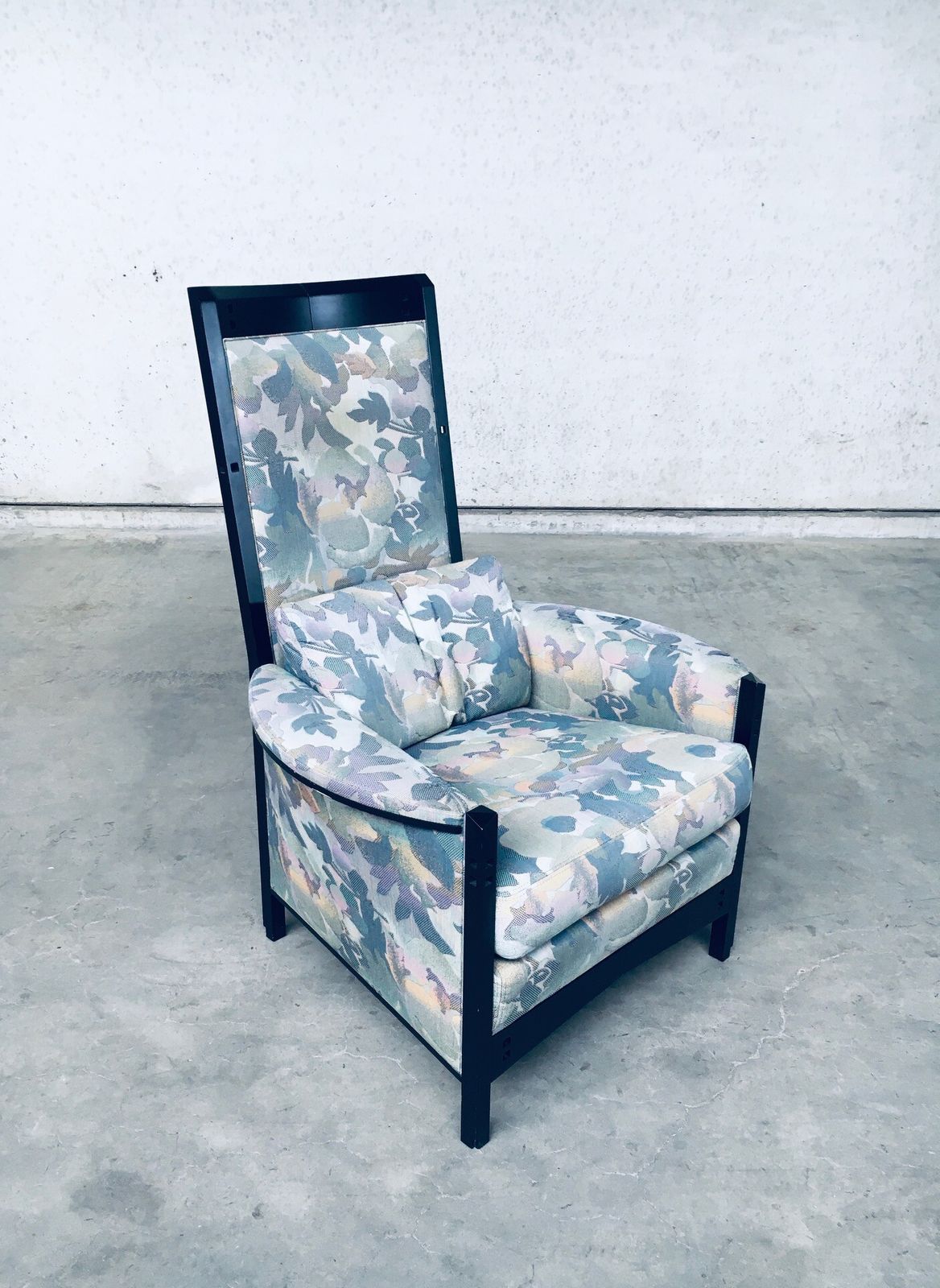 Galaxy 'Peggy' High Armchair By Umberto Asnago For Giorgetti, Italy 1990s photo buy