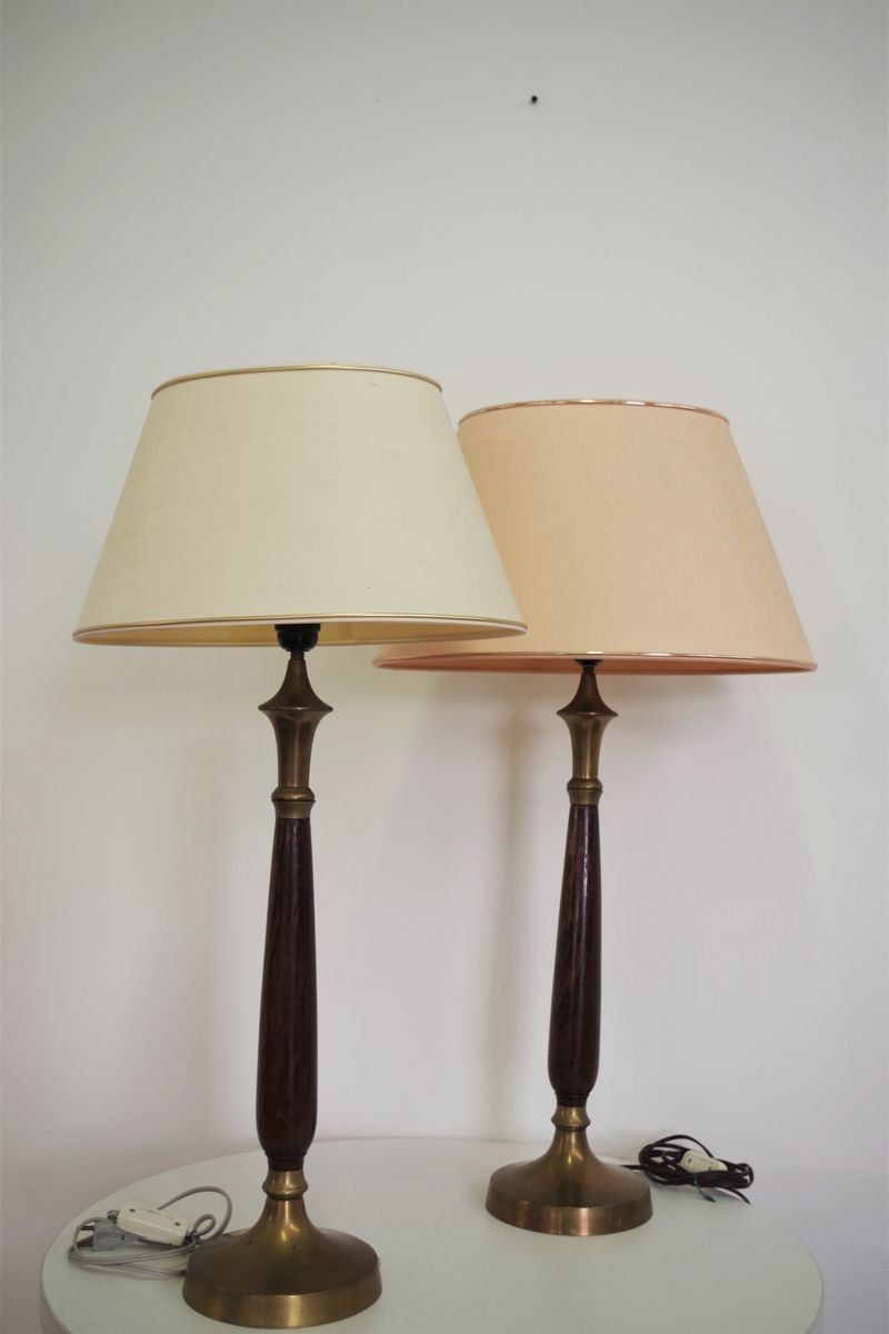 Lampade In Mogano, Brass & Cotton Hats Di Abat Jour, Anni '50, Set Di 2 photo furniture