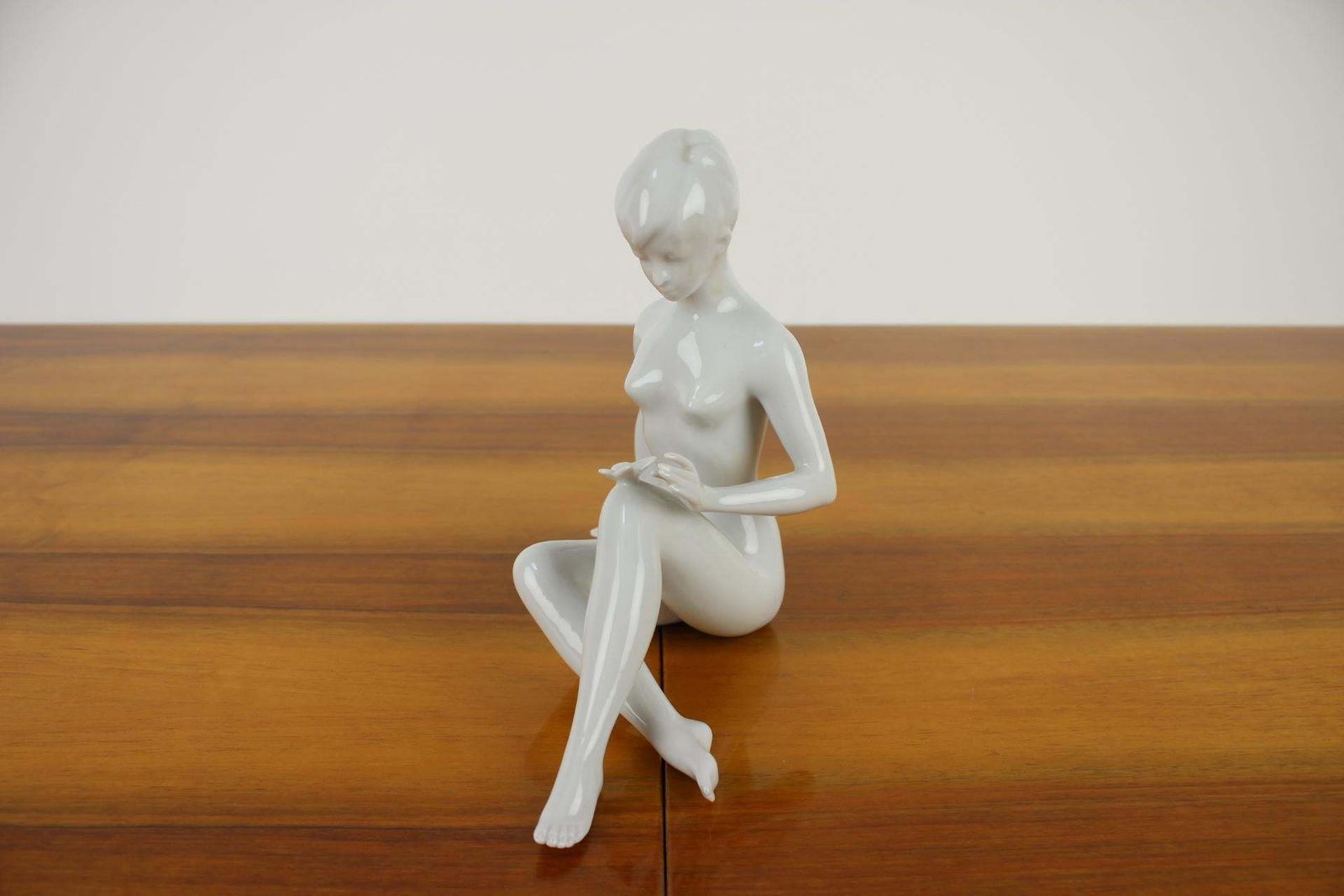 Mid Century Sculpture Of Nude Sitting Women, Royal Dux, 1960s.