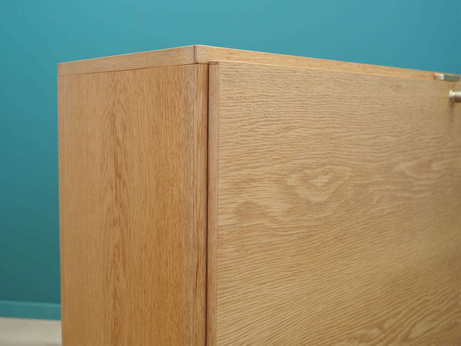 Meubels Dressoir Met Essenfineer, Deens Design, Jaren 1970, Productie: Denemarken photo