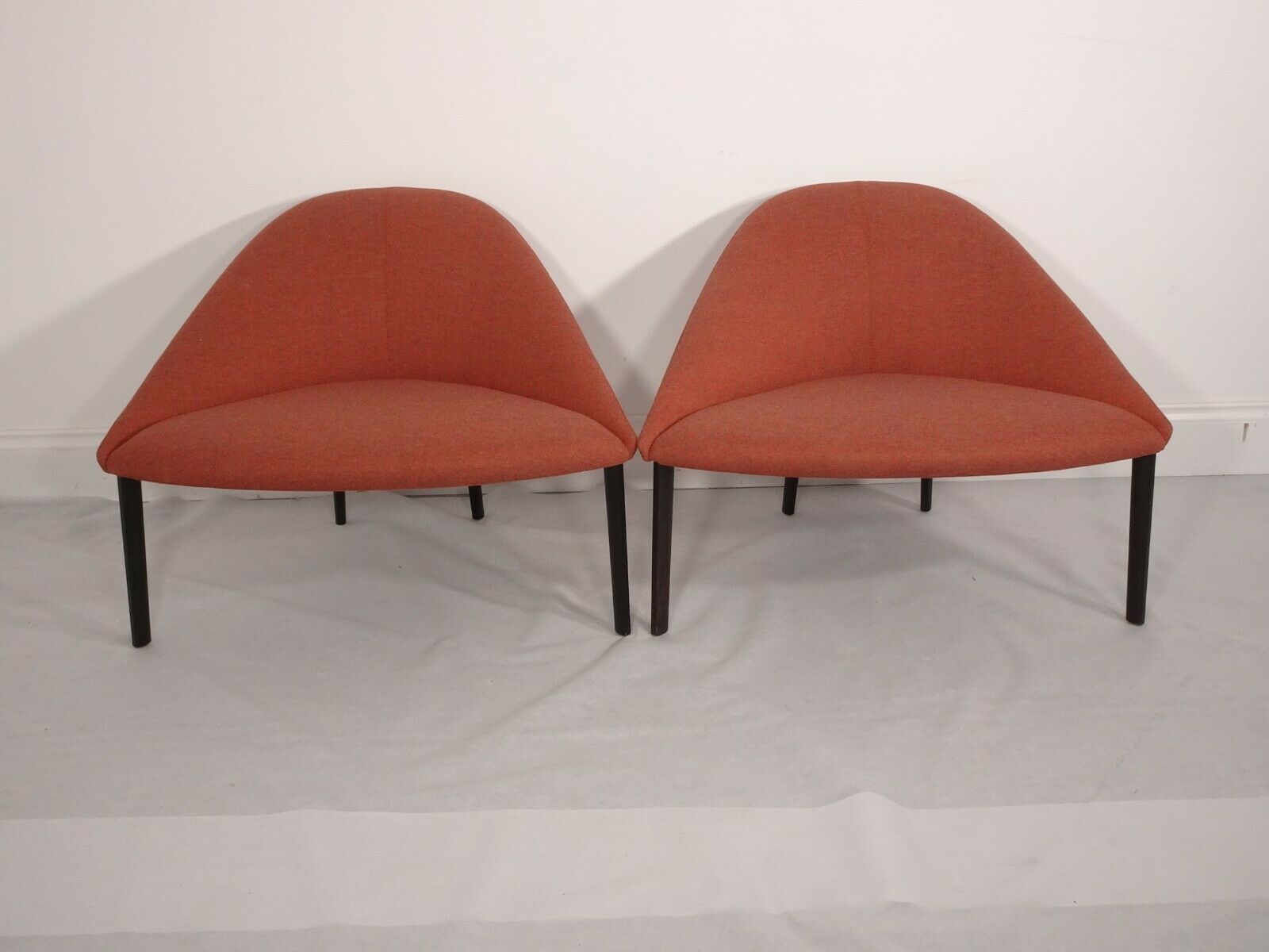 Immaculate Pair Of Arper Colina 4 Legged Lounge Chairs In Camira Fabric