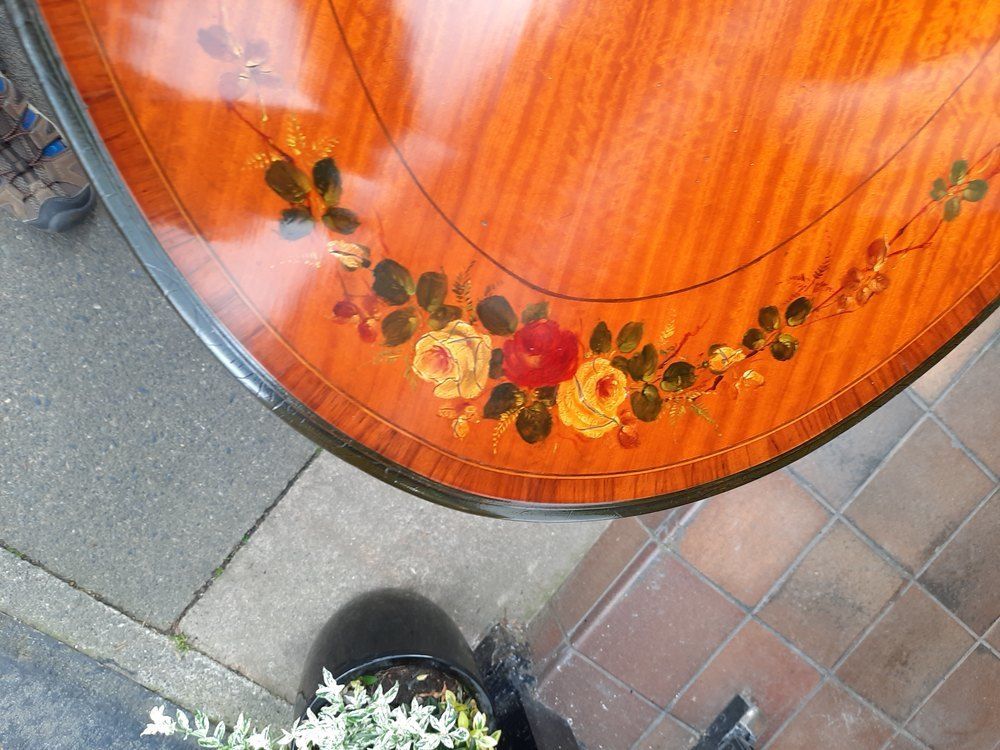 Edwardian Painted Satinwood Oval Occasional Table photo 1450.0
