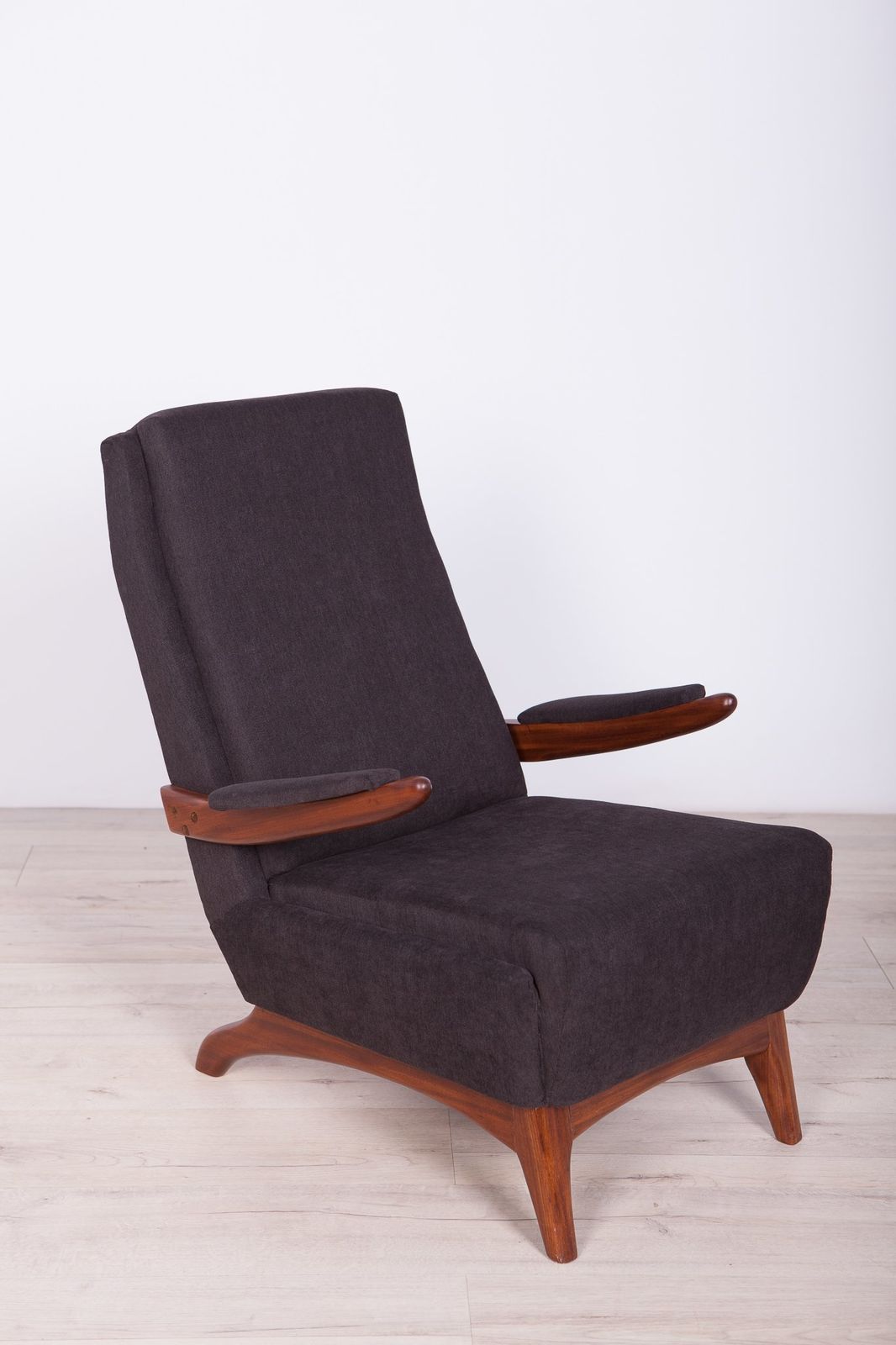 Armchair From Greaves & Thomas, 1960s photo vinterior