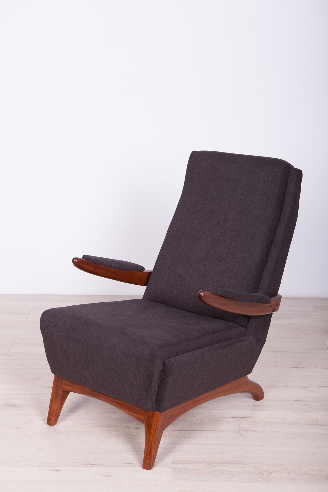 Armchair From Greaves & Thomas, 1960s photo vintage