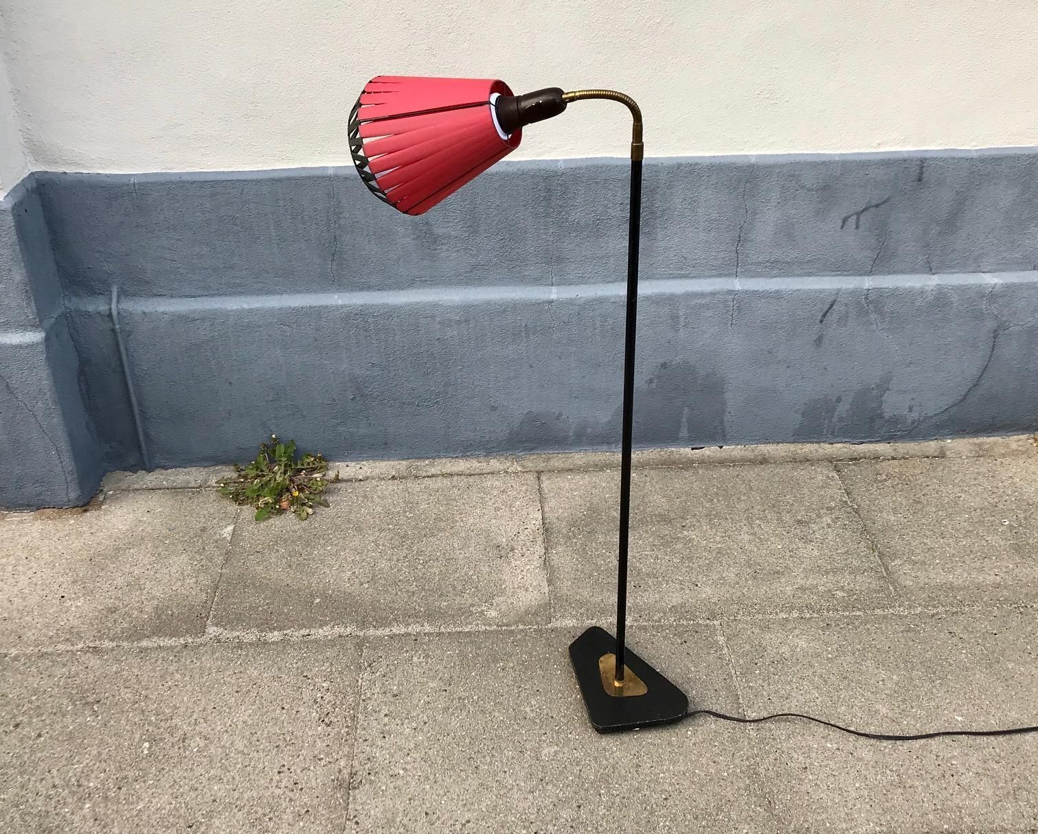 Scandinavian Adjustable Floor Lamp