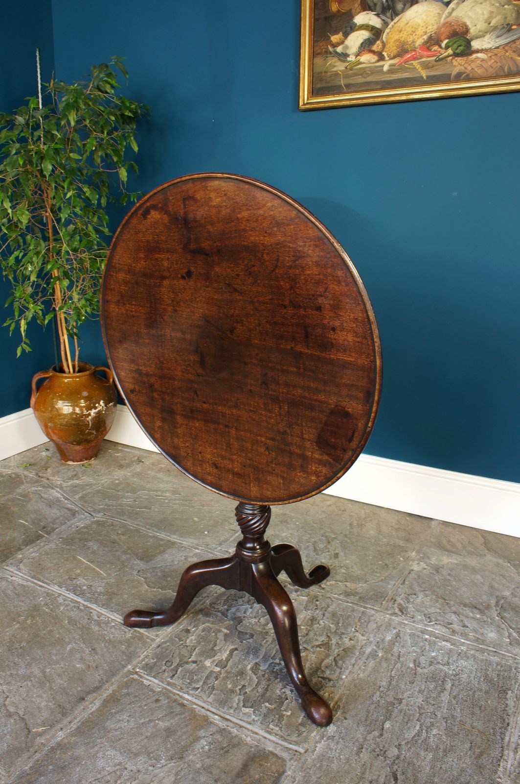 18th Century Mahogany Tripod Table photo vinterior