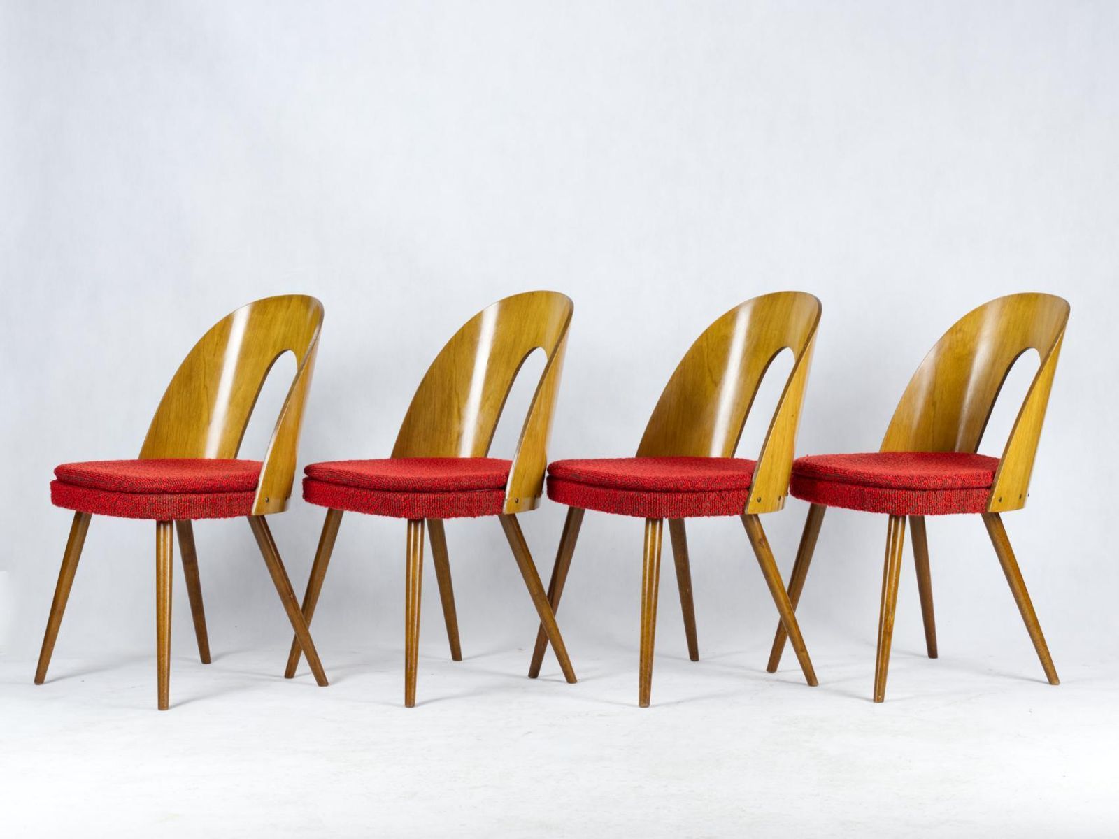 Mid Century Dining Chairs By Antonín šuman For Tatra Nabytok Np, 1960s photo buy
