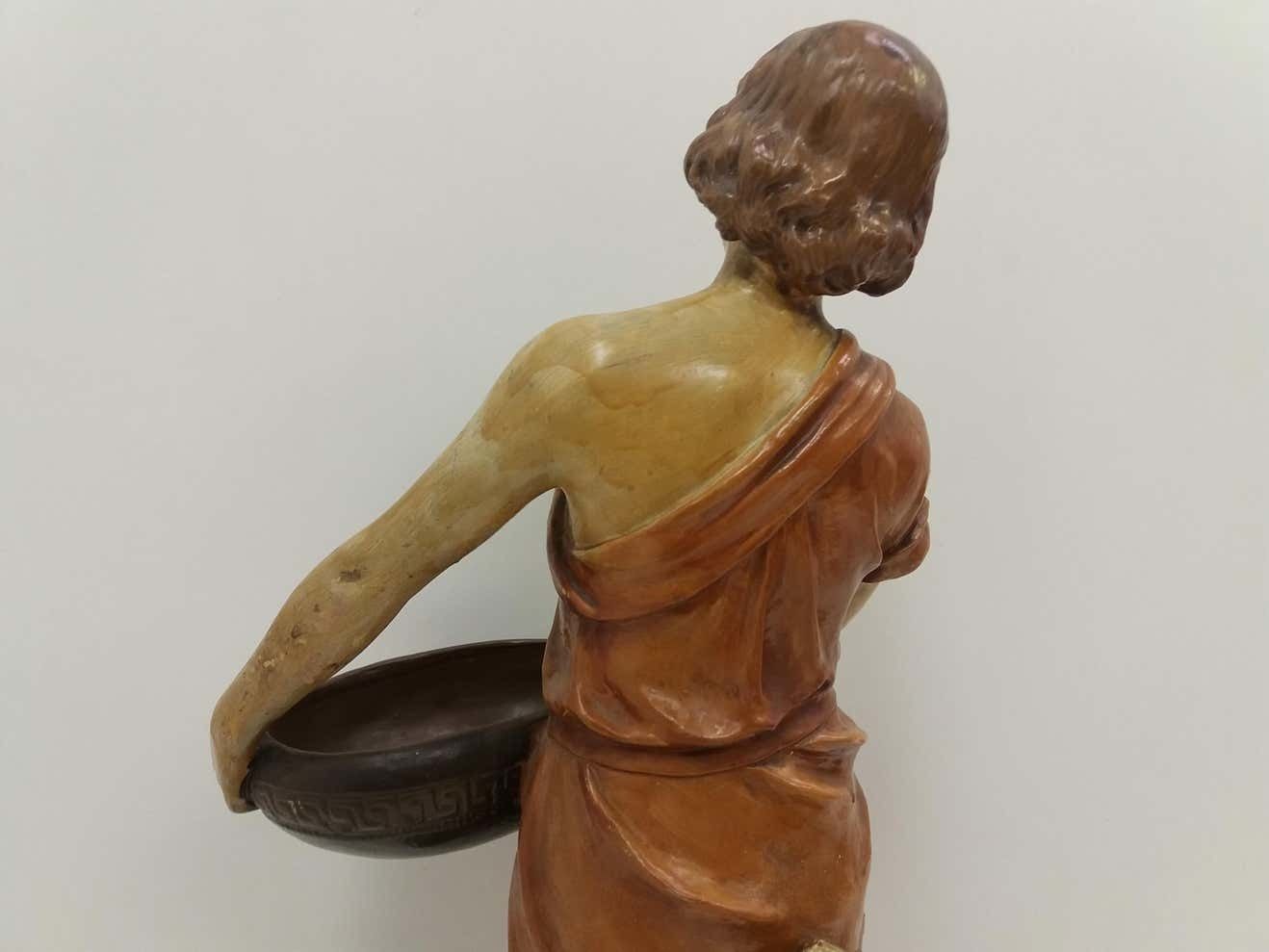 1262.0 Art Deco Sculpture Women, 1930 photo