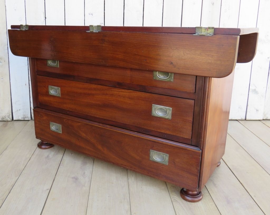 photo vinterior Antique French Drapers Chest Of Drawers