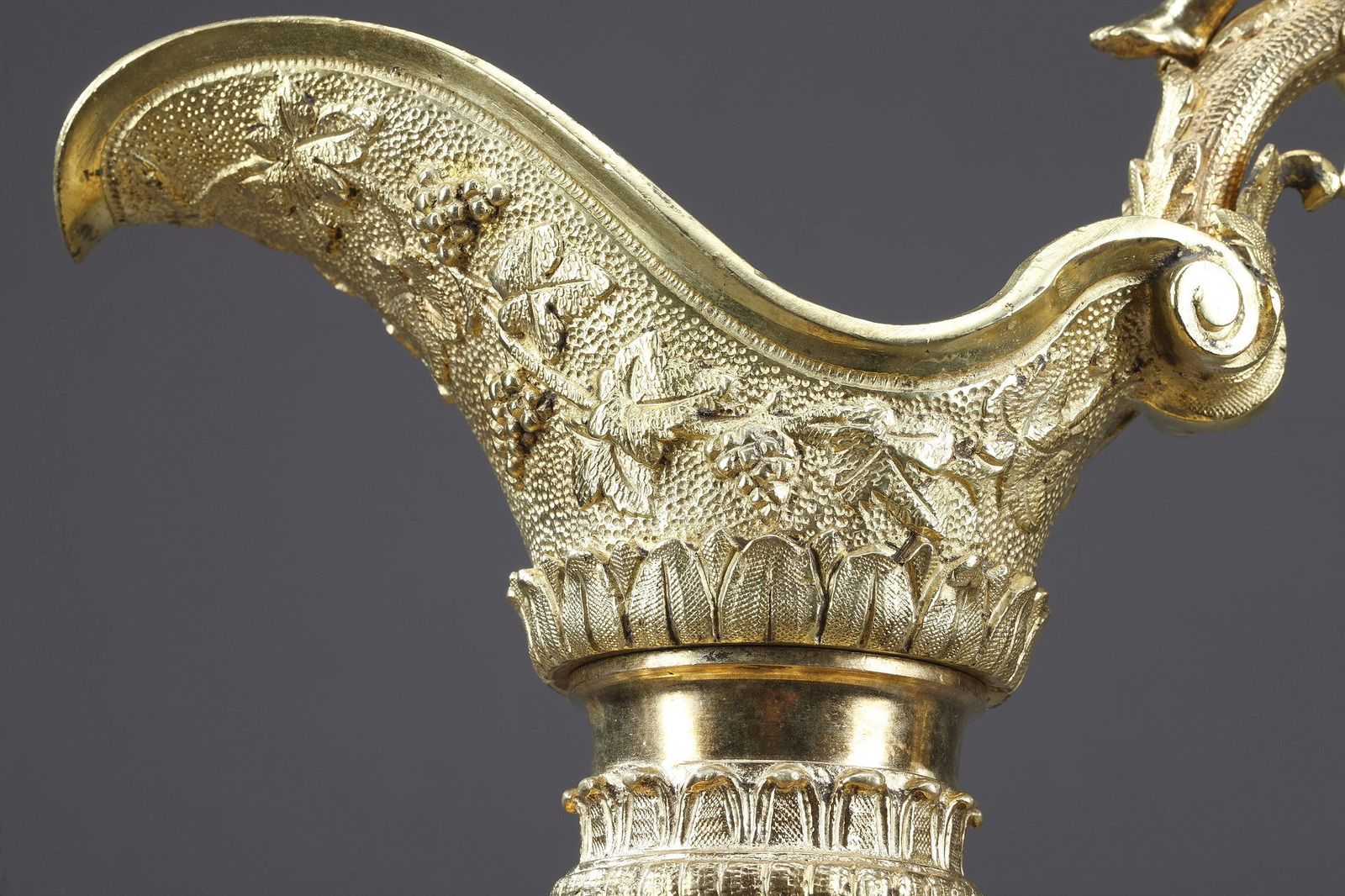 3355.0 Pair Of Napoleon III Gilt Bronze Ewers photo