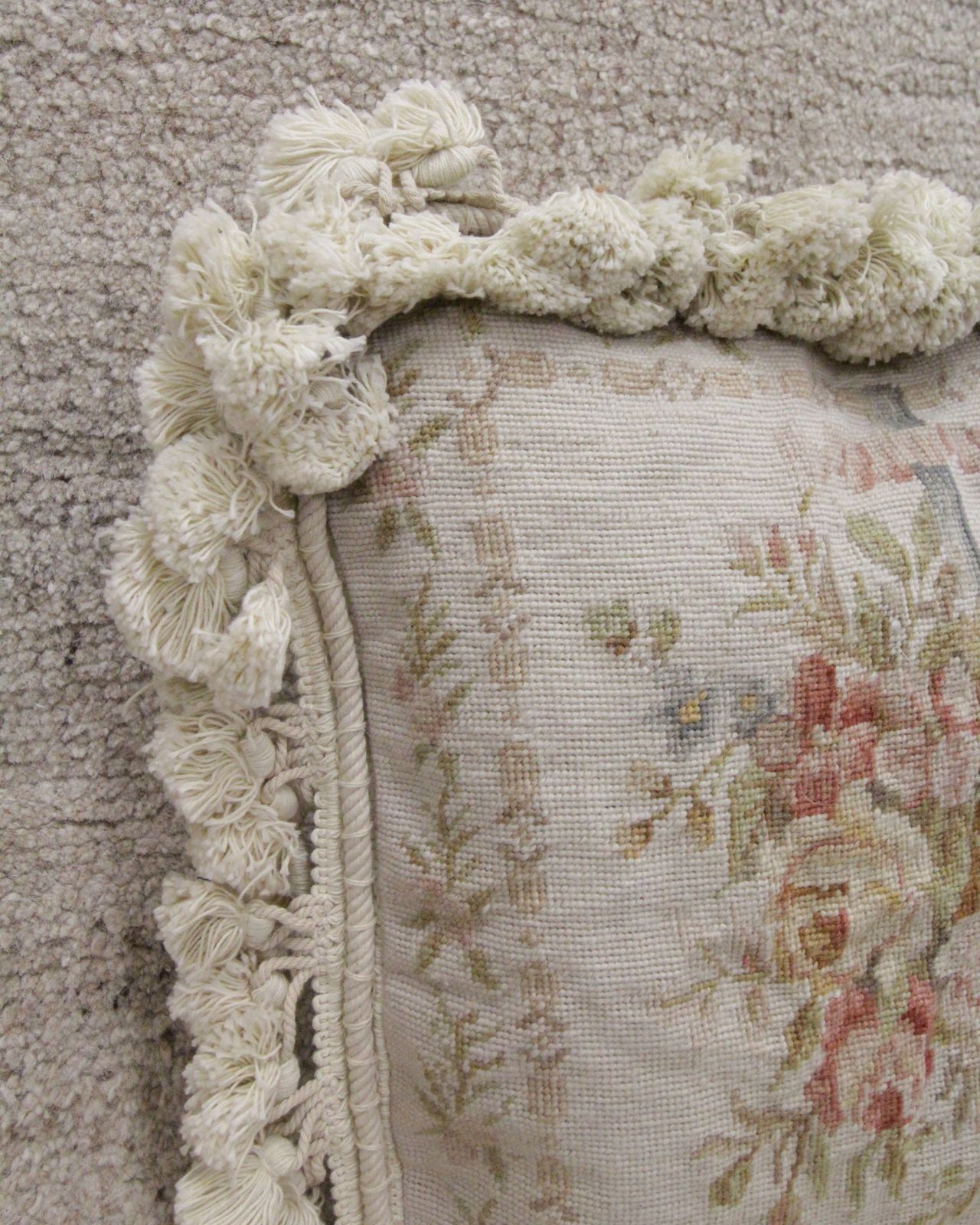 Handmade Pillow Case Needlepoint Floral Cushion Cover 35x35cm photo Textiles