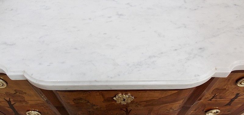 Sauteuse Commode, Louis XV / Louis XVI Transition Style, Late 19th Century photo vinterior