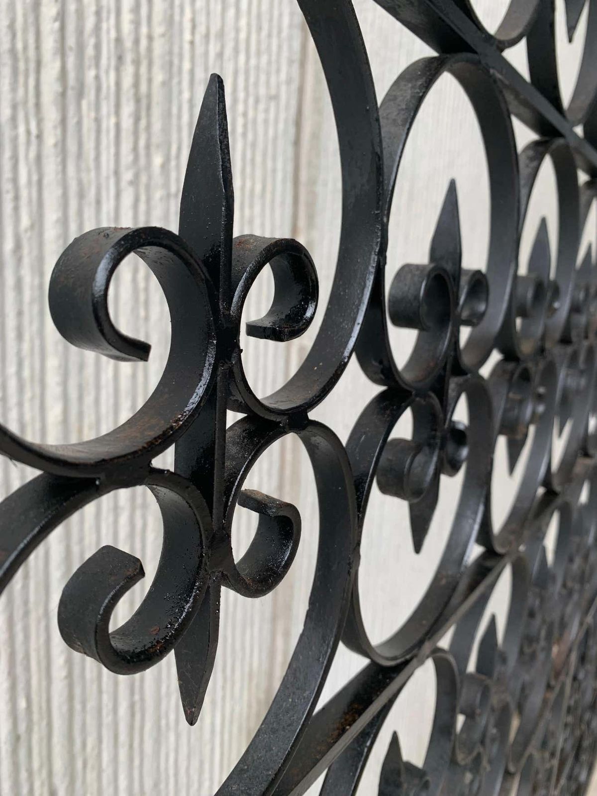 photo furniture Large Decorative Wrought Iron Filigree Screen Room Divider