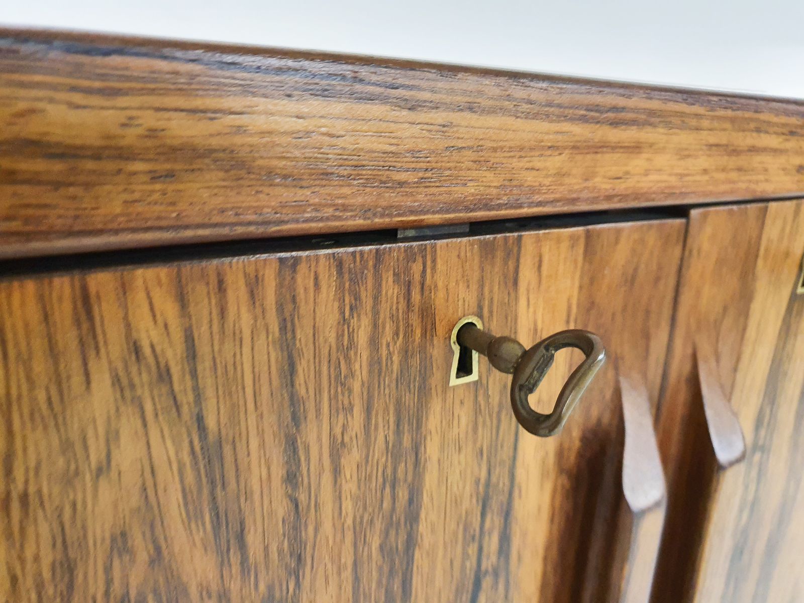 Rosewood Bar Cabinet By Torbjørn Afdal For Mellemstrands Møbelfabrik, Norway, 1960s photo vintage
