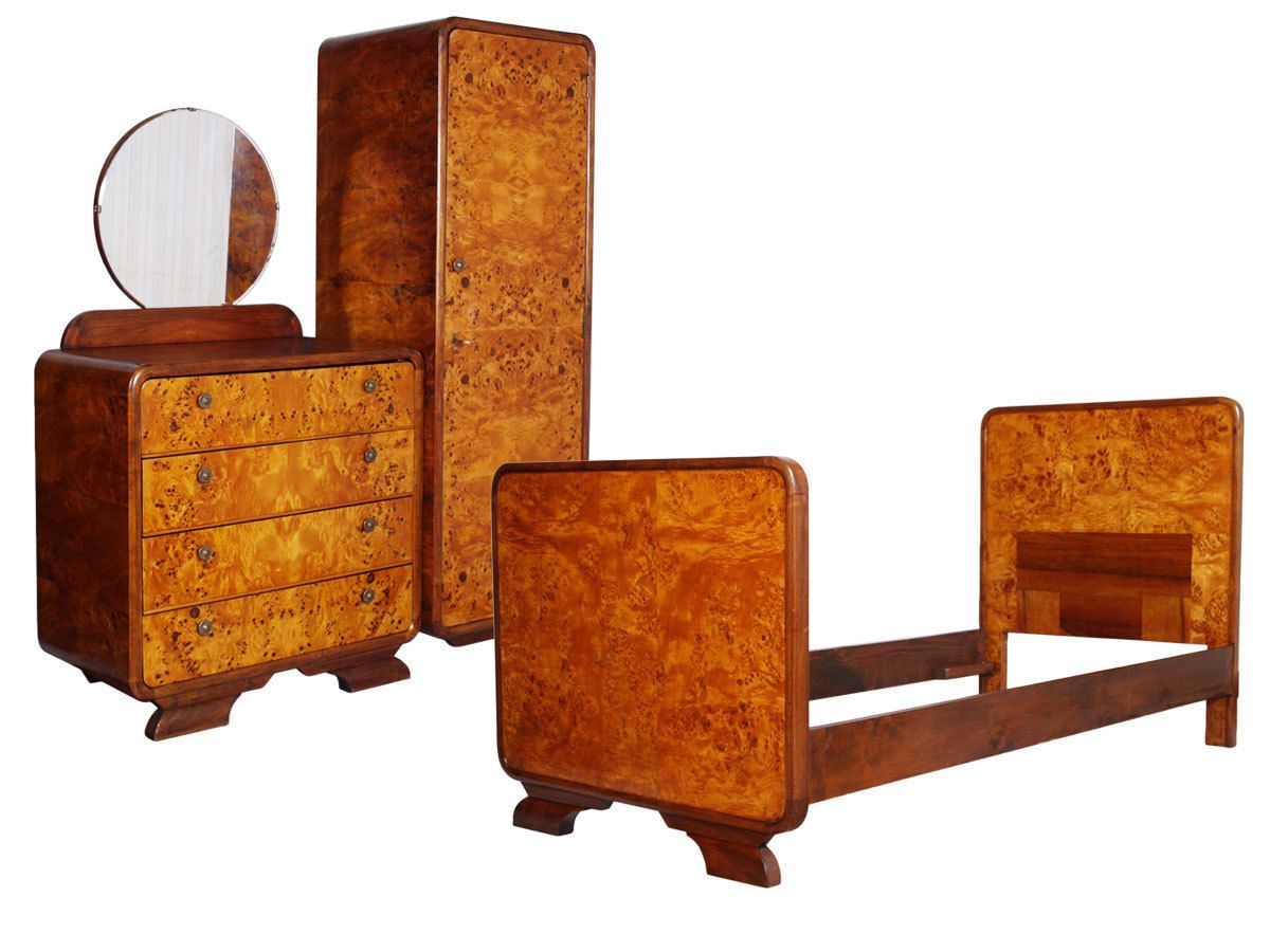 photo furniture Art Decò Bedroom Set Osvaldo Borsani Manner, Birch And Walnut Burl Period, 1930s