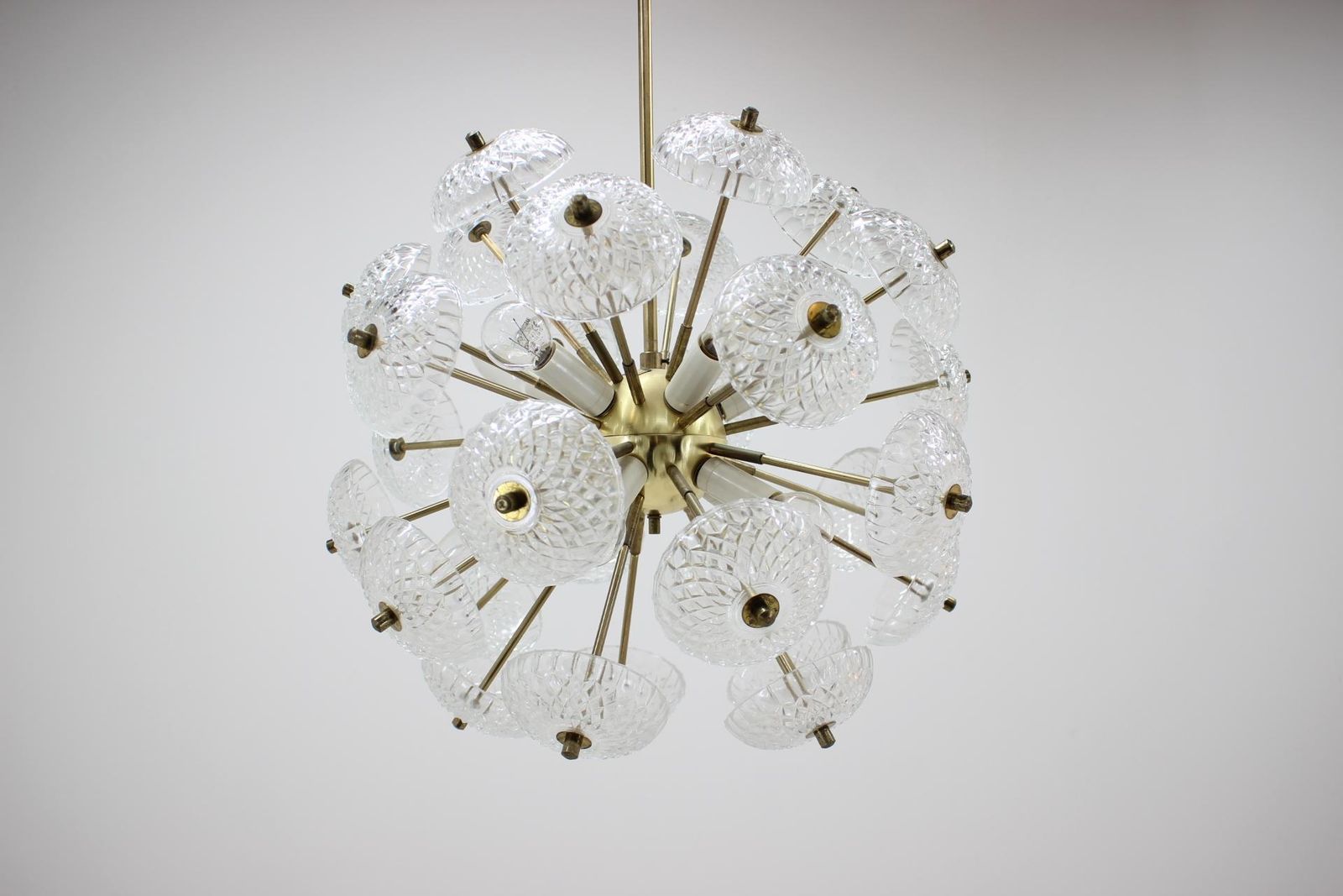 Unique Set Of Four Design Space Age Dandelion / Sputnik Chandeliers, 1970s photo vinterior