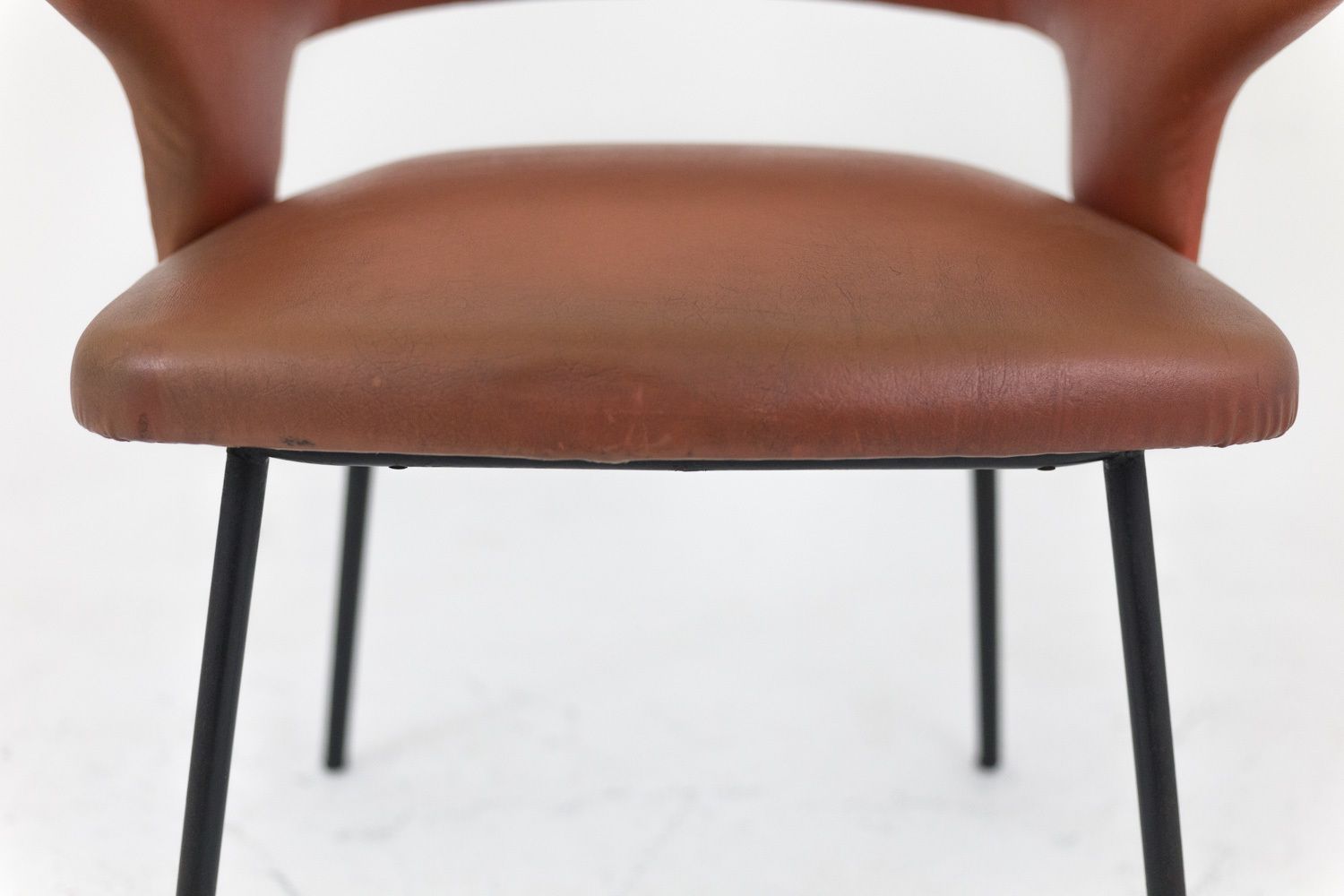 photo furniture Orange Leatherette And Black Lacquered Metal Armchair, 1950s