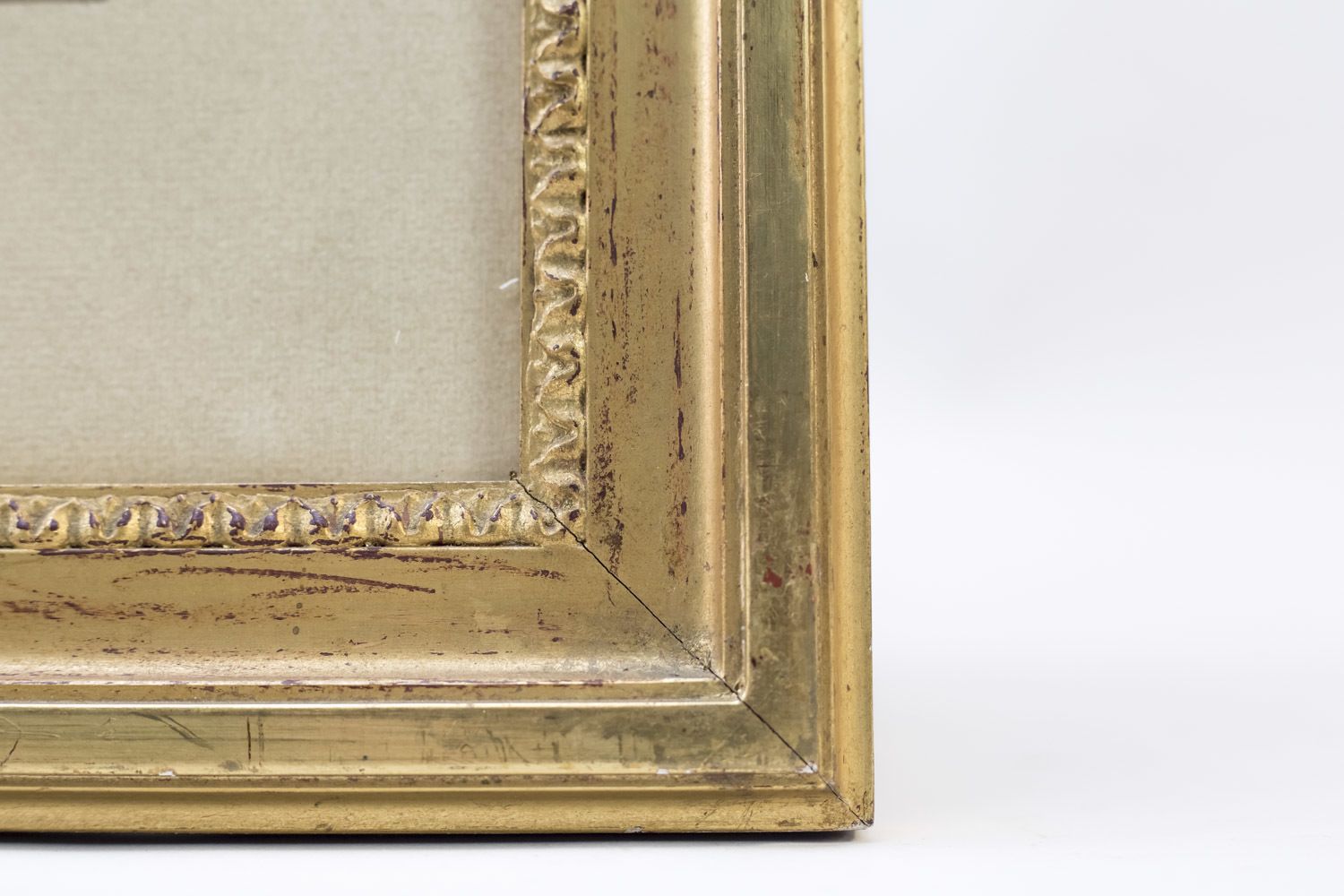 photo furniture Pair Of Gouaches With Bouquets Of Flowers, Late 19th Century