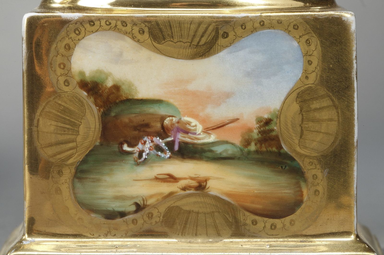 1918.0 Paire de vases d'oratoire en porcelaine de Paris photo