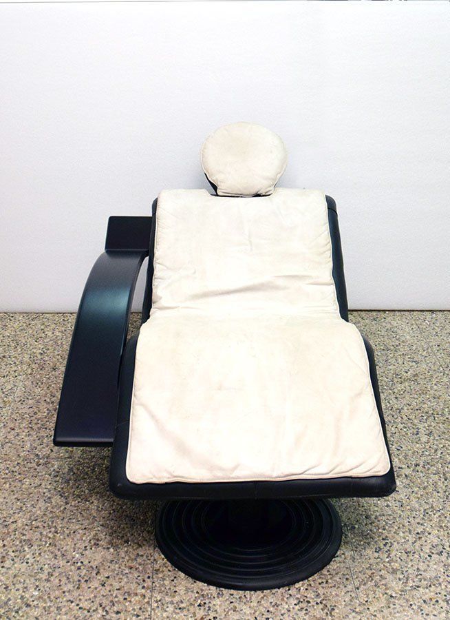 Chaise Longue On Wheels, Italy, 1980s photo vinterior